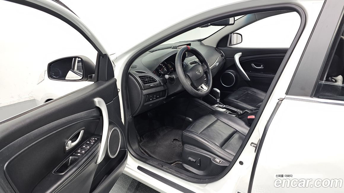 Renault-KoreaSamsung SM3 2012