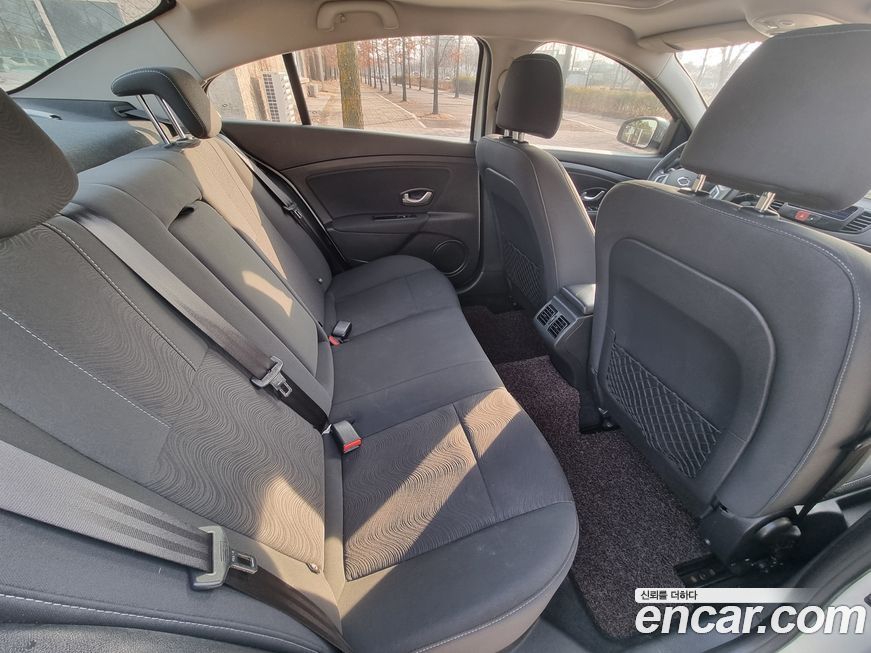 Renault-KoreaSamsung SM3 2014