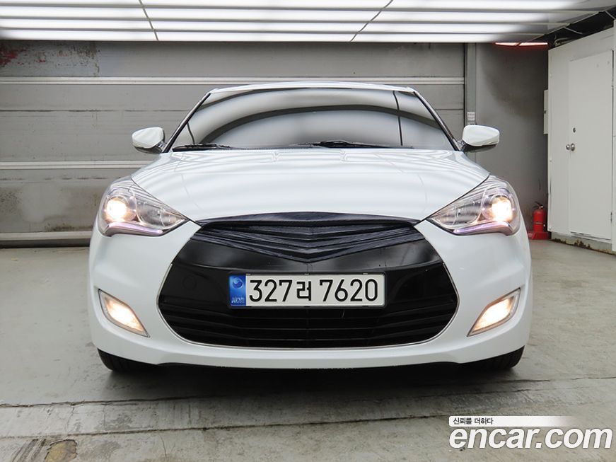 Hyundai Veloster 2012