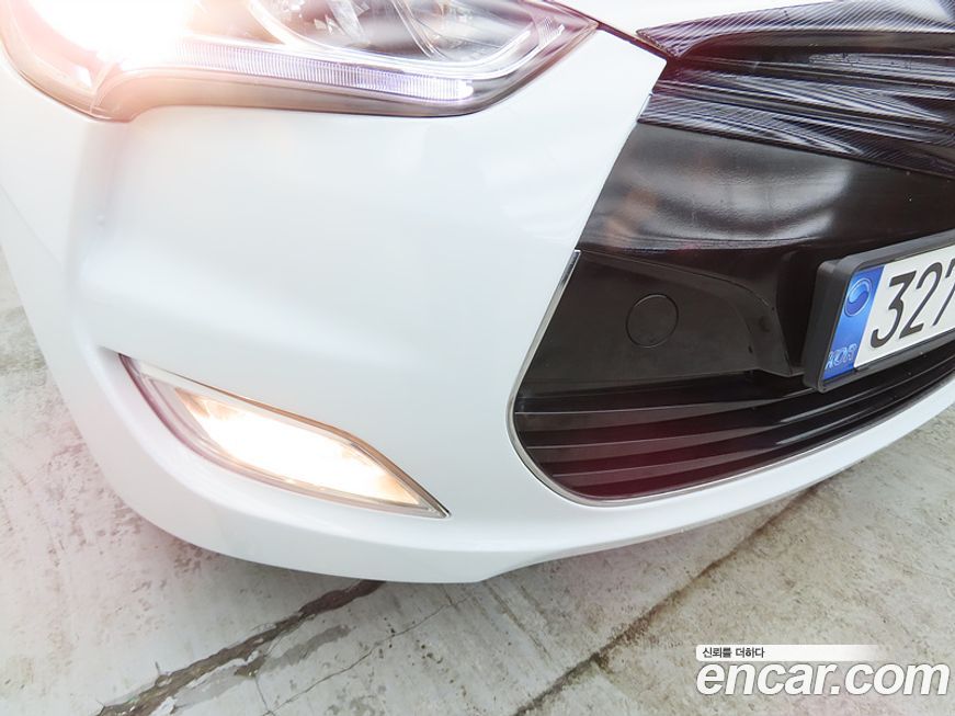 Hyundai Veloster 2012