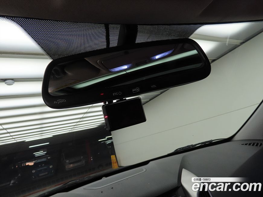 Hyundai Veloster 2012