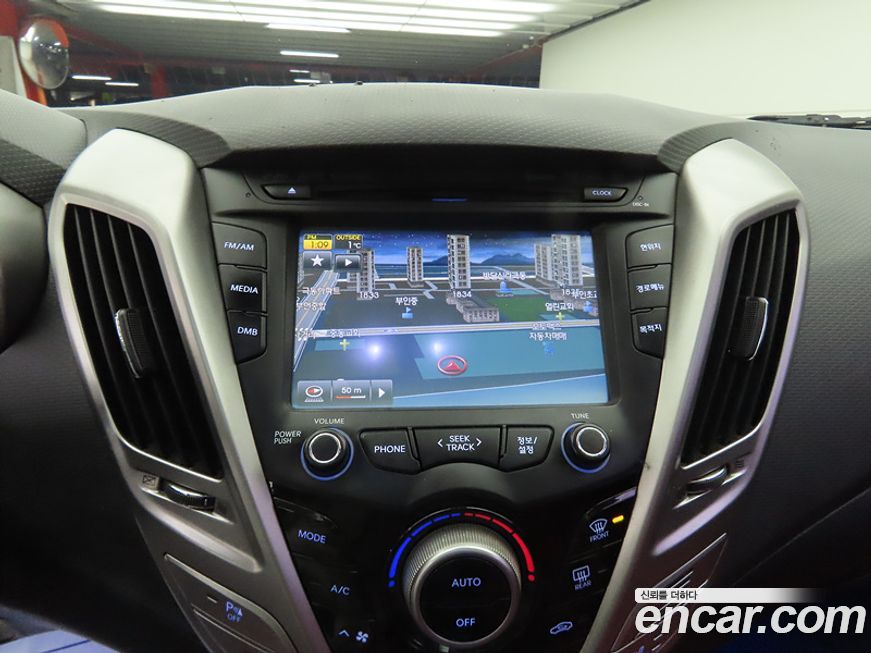 Hyundai Veloster 2012