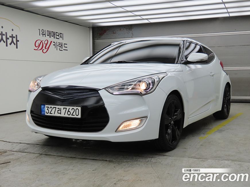 Hyundai Veloster 2012