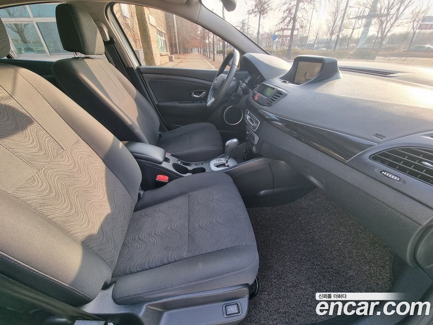 Renault-KoreaSamsung SM3 2014