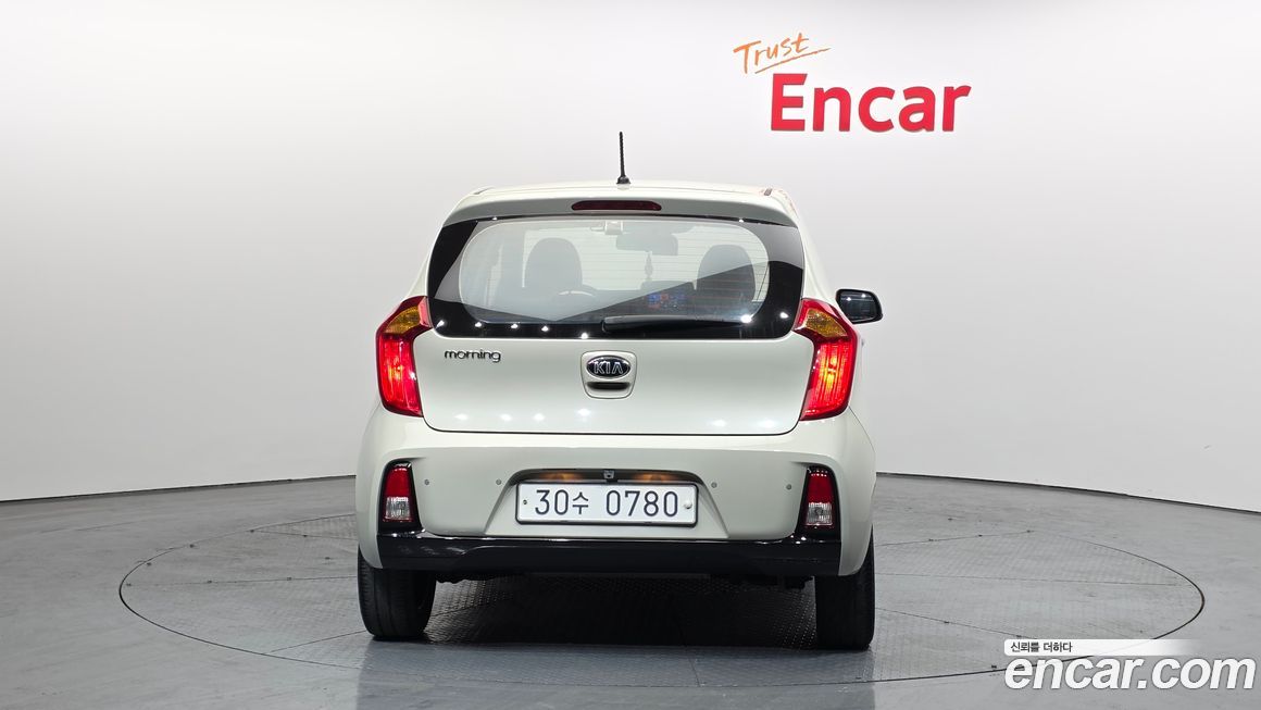 Kia morning 2016