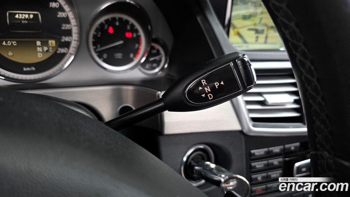 Mercedes-Benz E-Class 2012