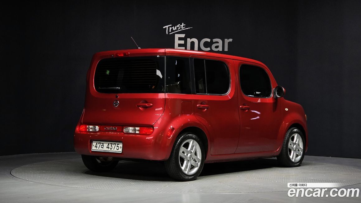 Nissan Cube 2011