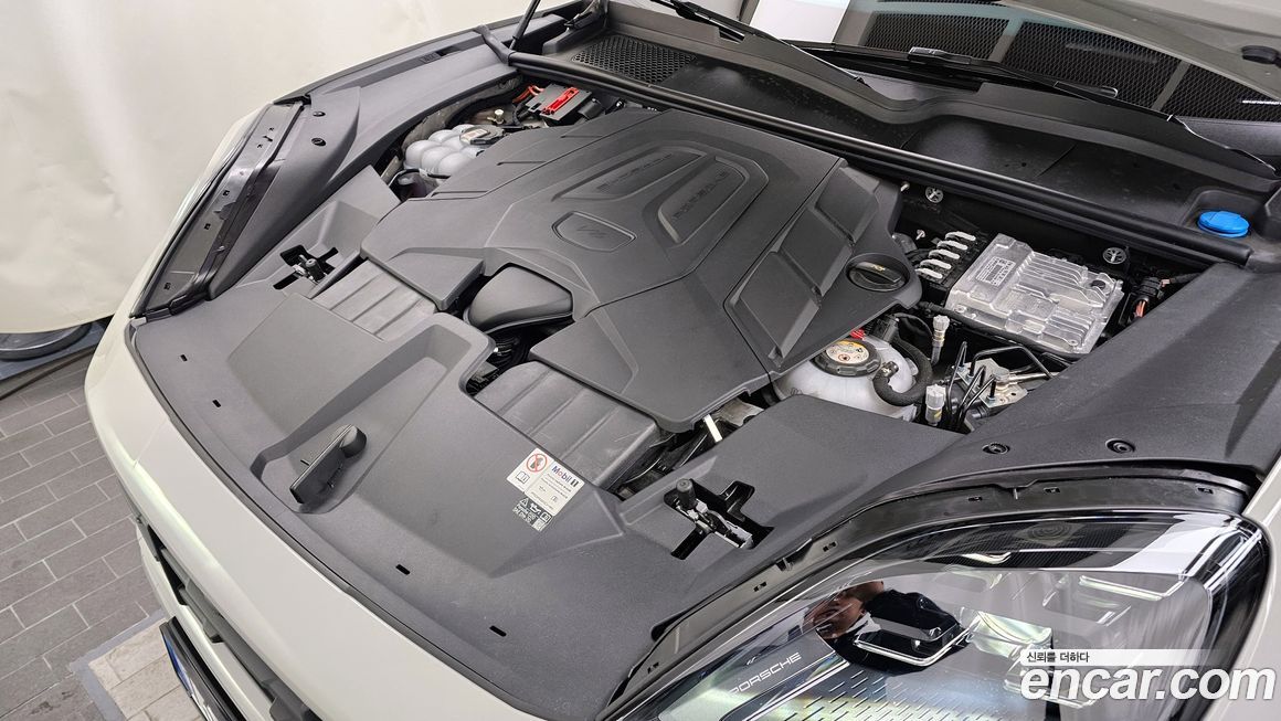 Porsche Cayenne 2024