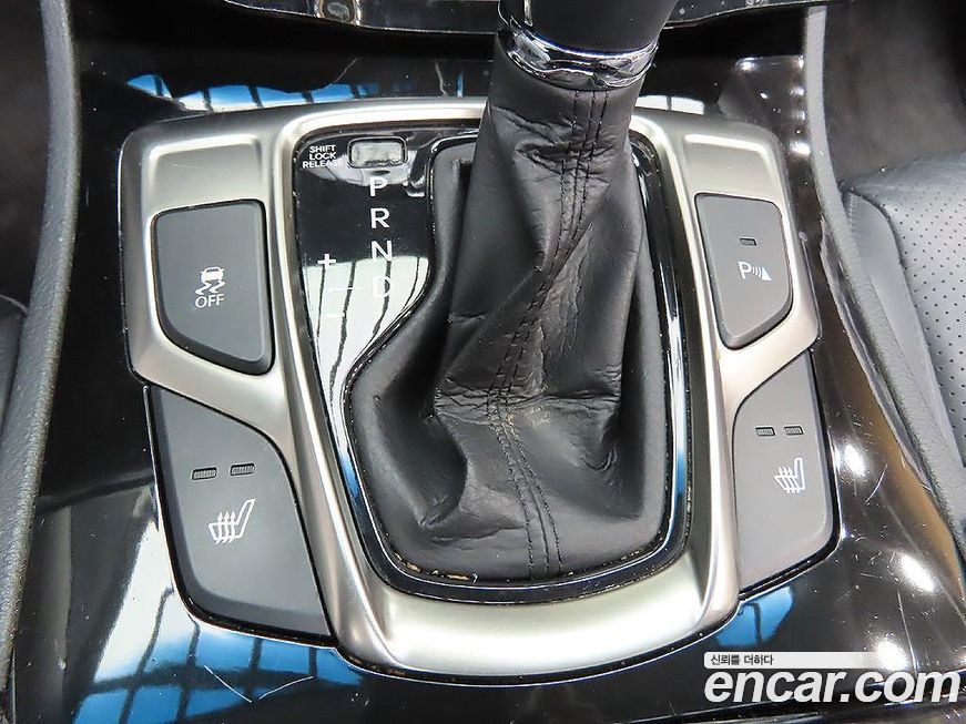 Hyundai Grandeur 2012