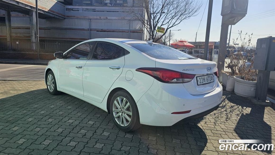 Hyundai AVANTE 2015