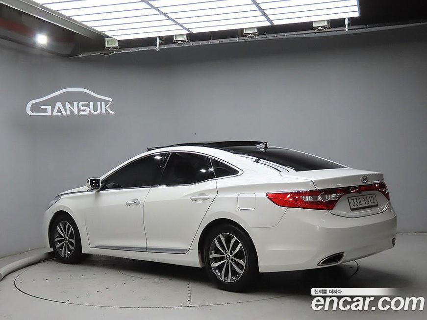 Hyundai Grandeur 2012