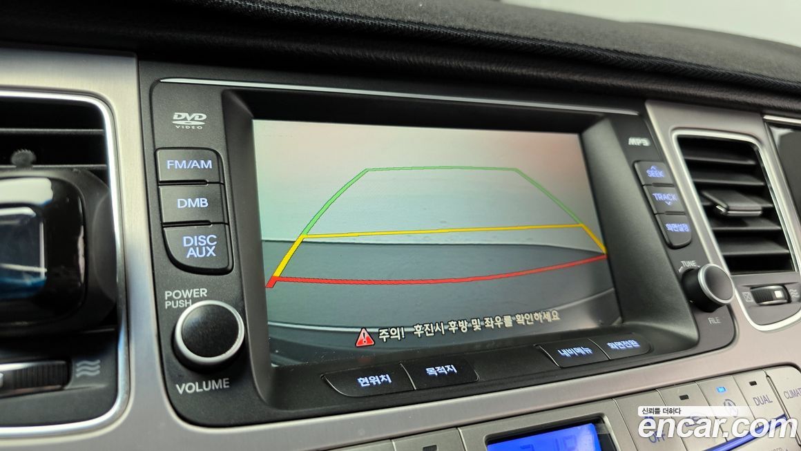 Hyundai Genesis 2013