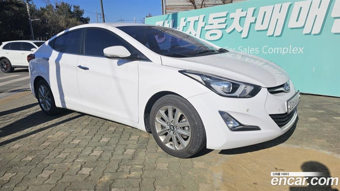 Hyundai AVANTE 2015