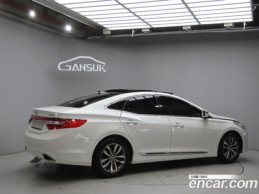 Hyundai Grandeur 2012