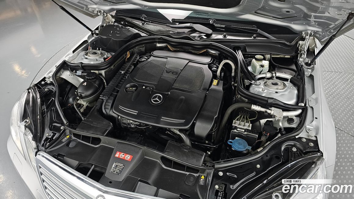 Mercedes-Benz E-Class 2012