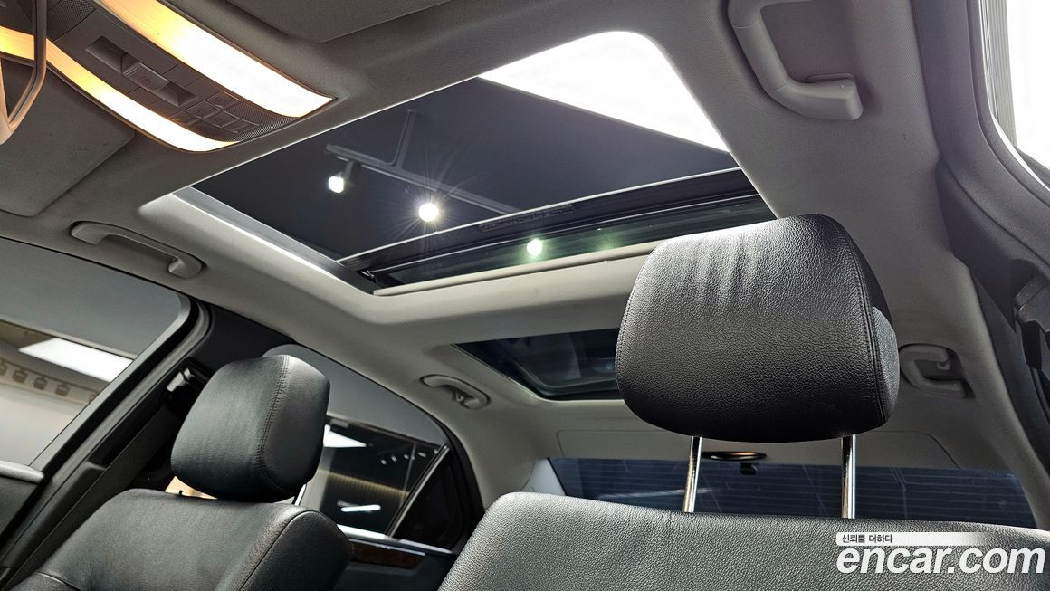 Mercedes-Benz E-Class 2012