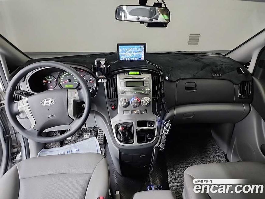 Hyundai Starex 2016