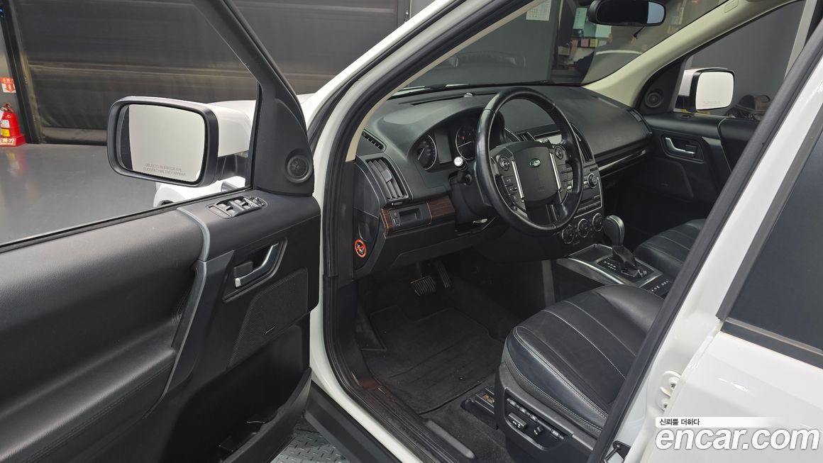 Land Rover Freelander 2014