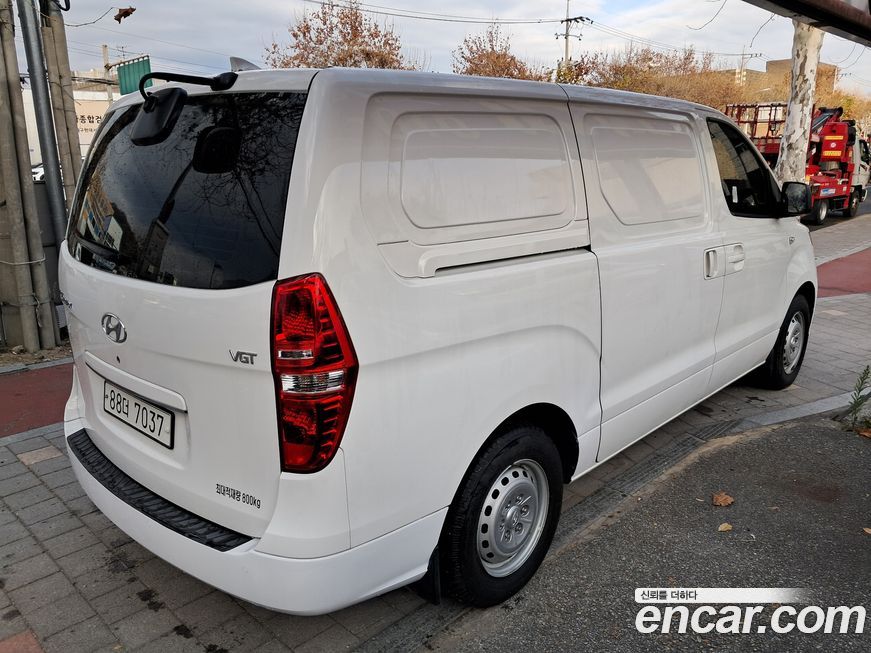 Hyundai Starex 2019