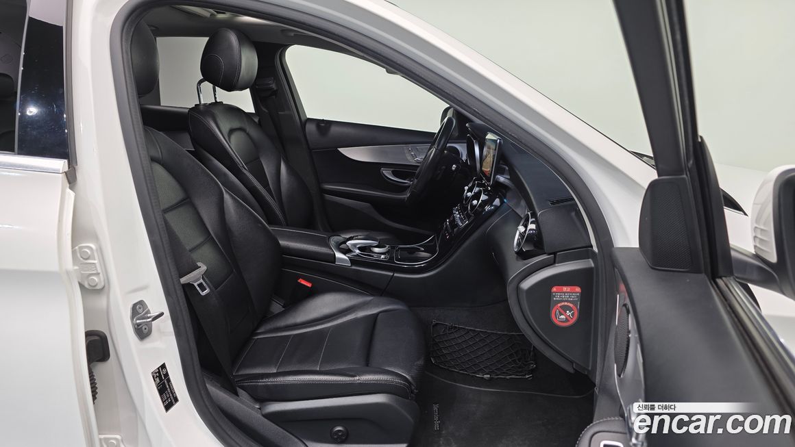 Mercedes-Benz C-Class 2017