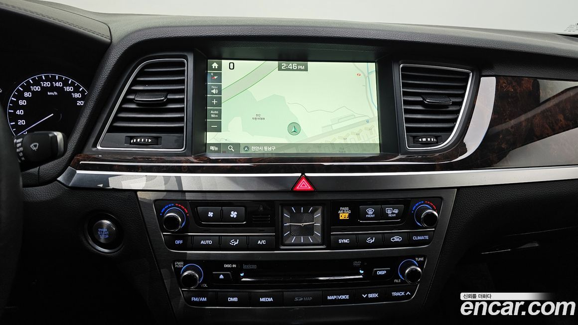 Hyundai Genesis 2016