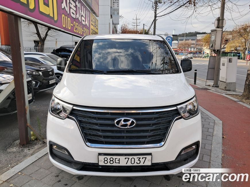 Hyundai Starex 2019