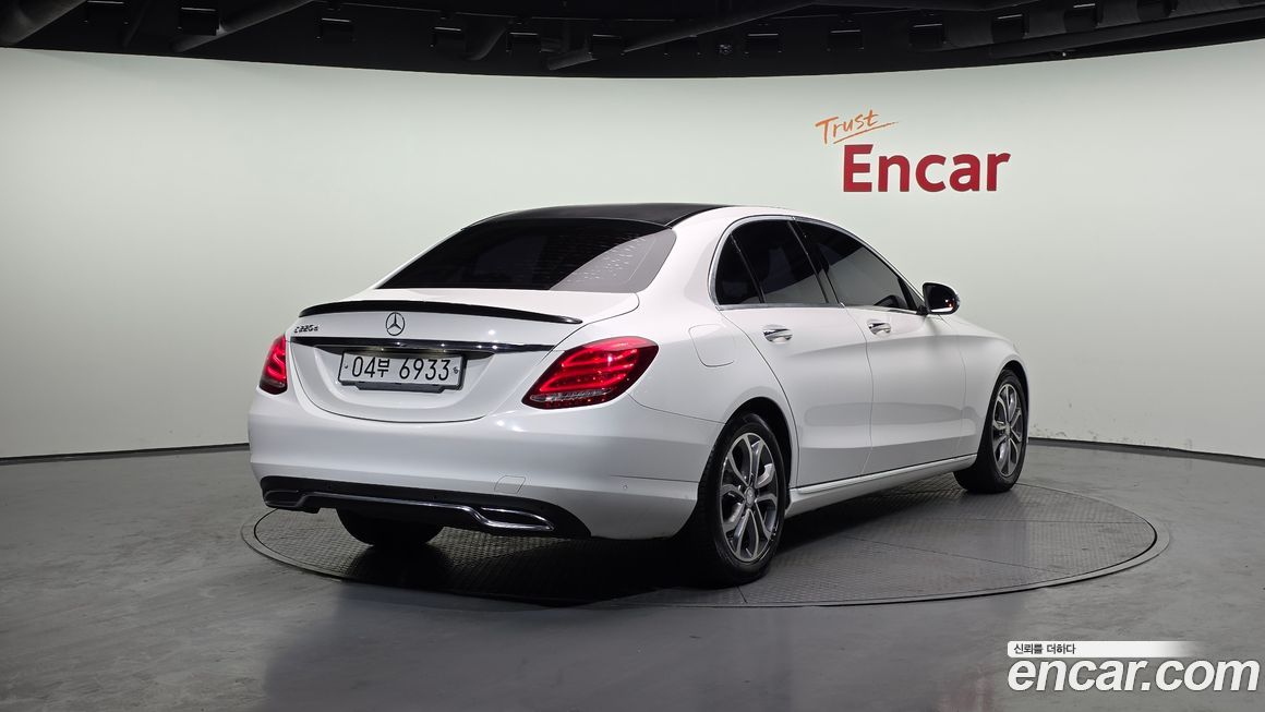 Mercedes-Benz C-Class 2017