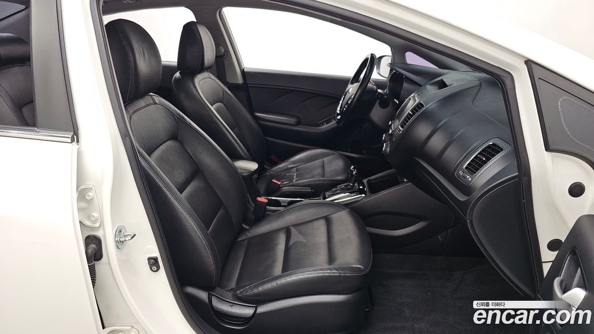 Kia K3 2016