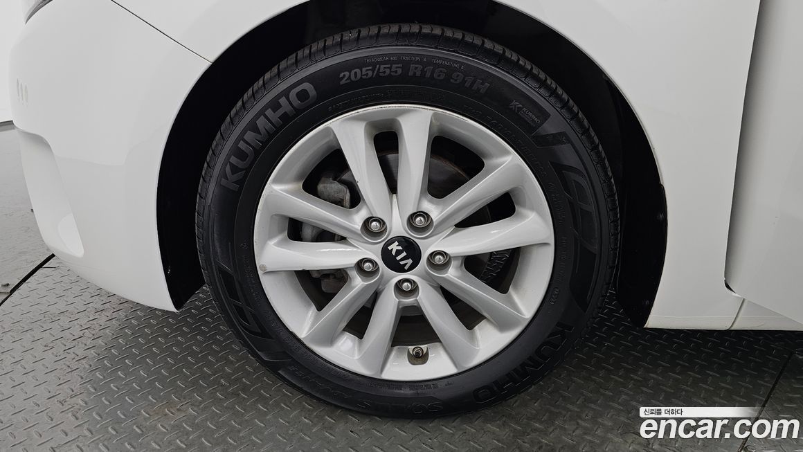Kia K3 2016