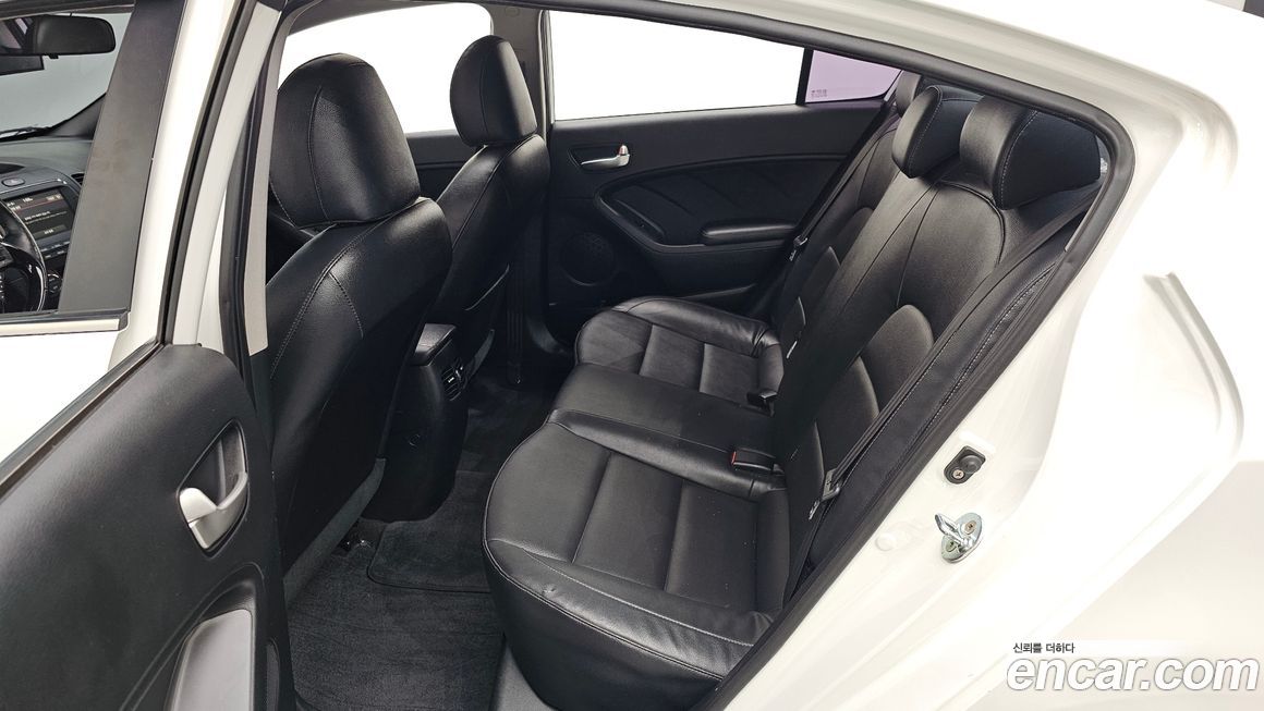 Kia K3 2016