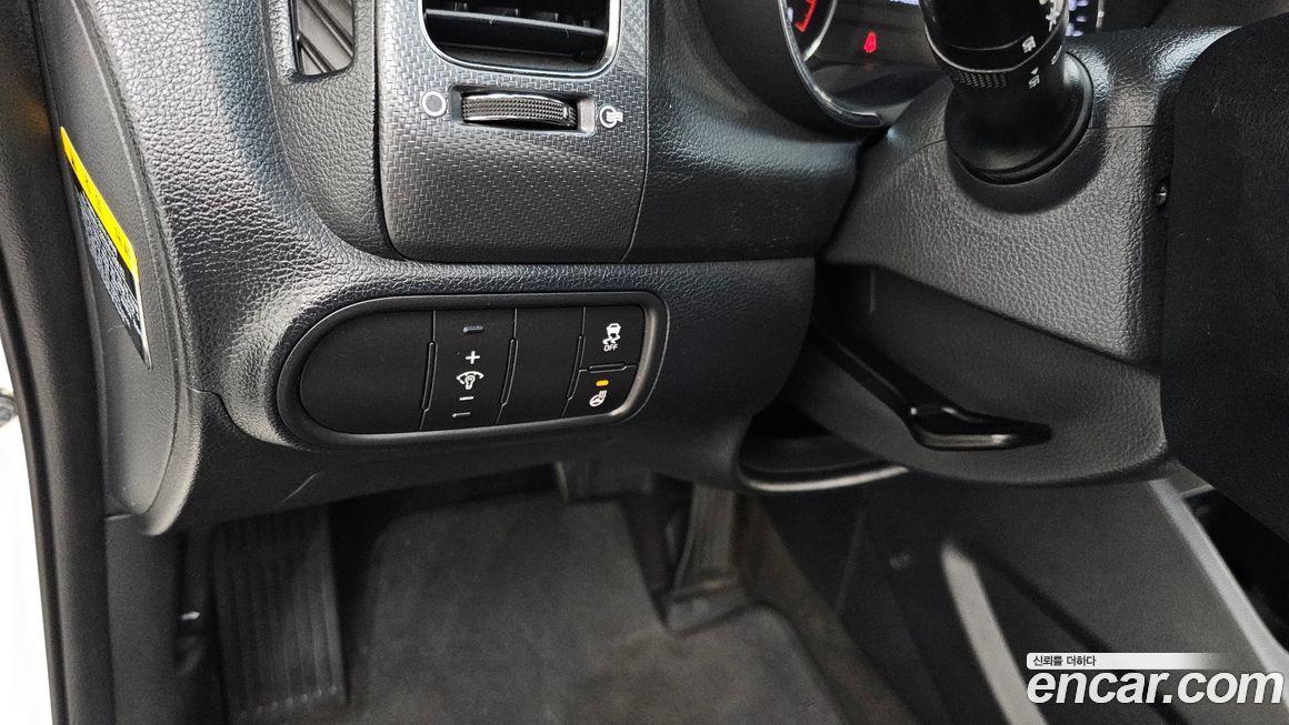 Kia K3 2016