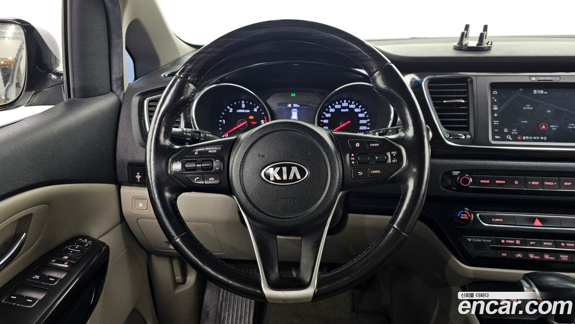 Kia Canival 2020