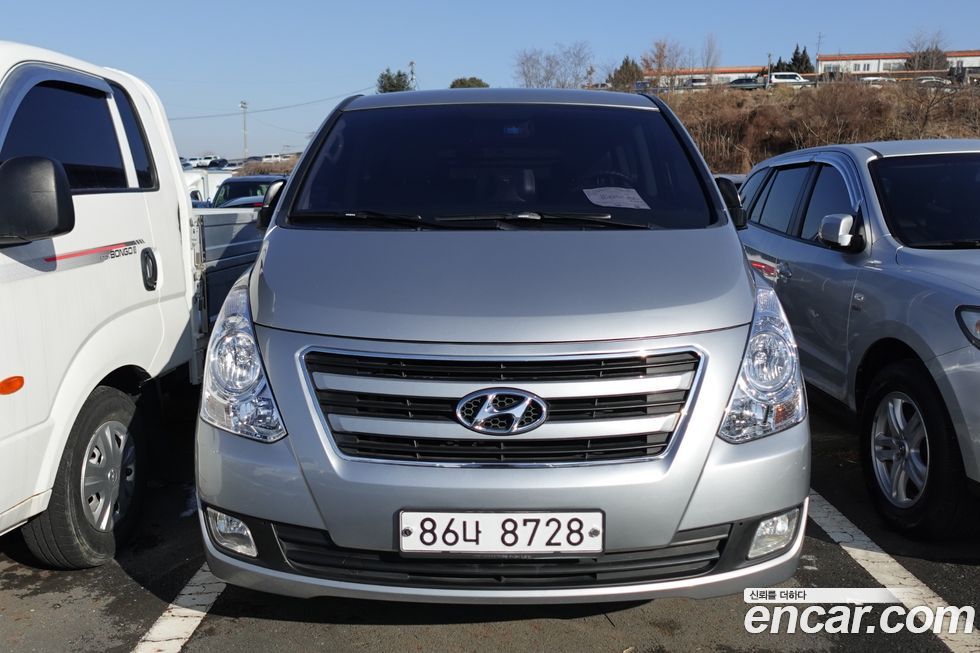 Hyundai Starex 2016