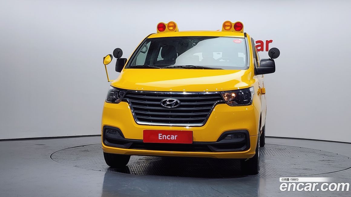Hyundai Starex 2019