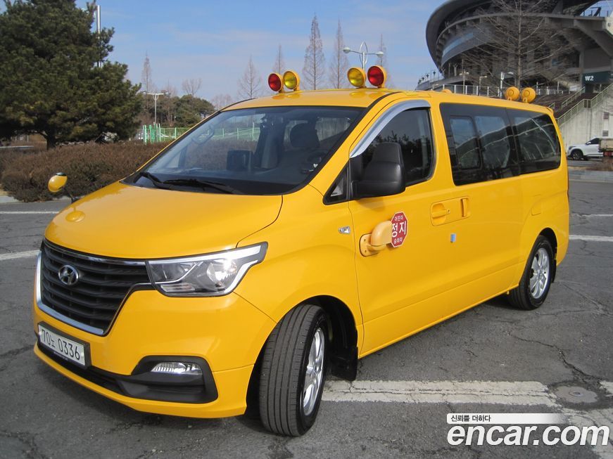 Hyundai Starex 2019