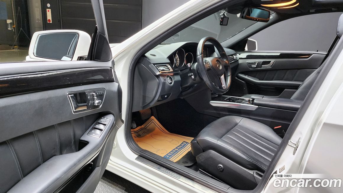 Mercedes-Benz E-Class 2014