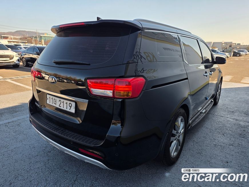 Kia Canival 2018