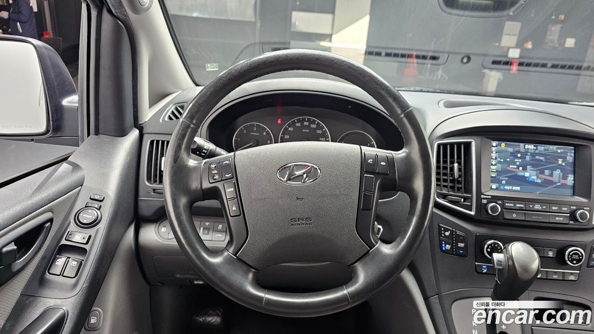 Hyundai Starex 2019