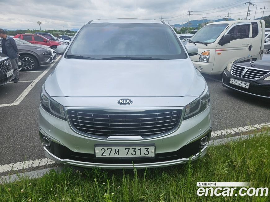 Kia Canival 2015