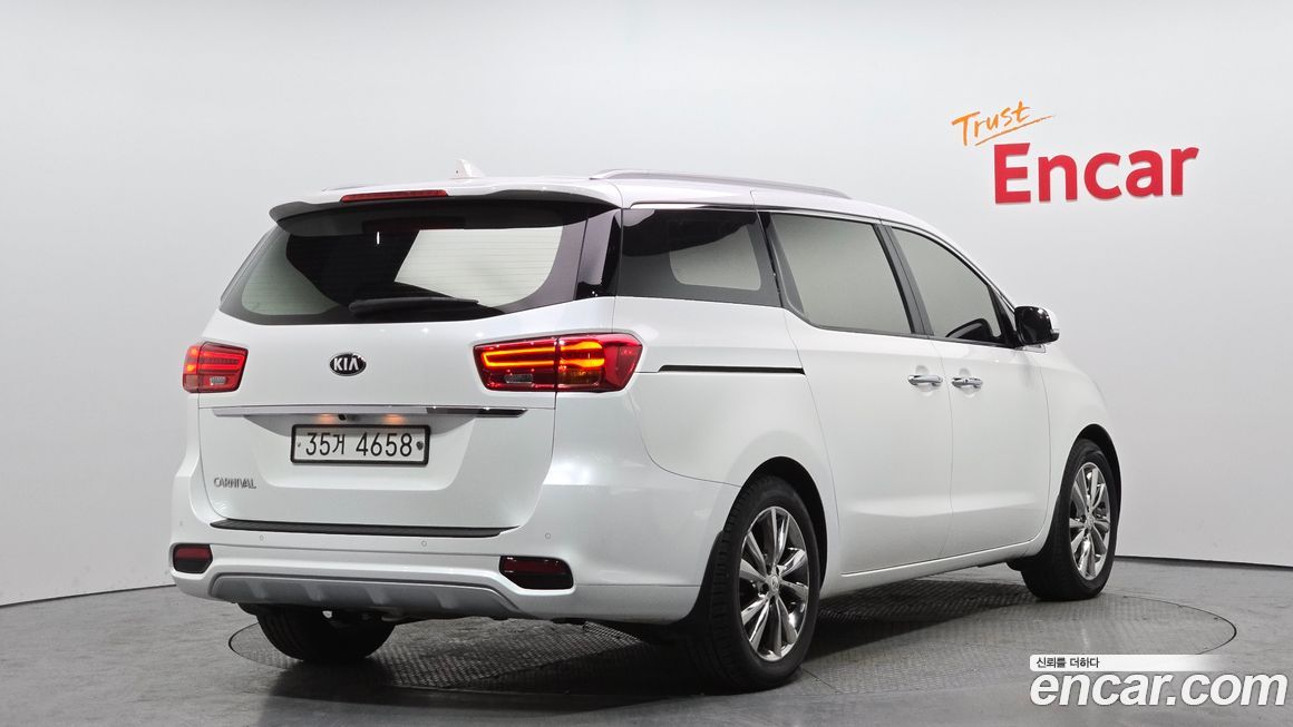 Kia Canival 2019