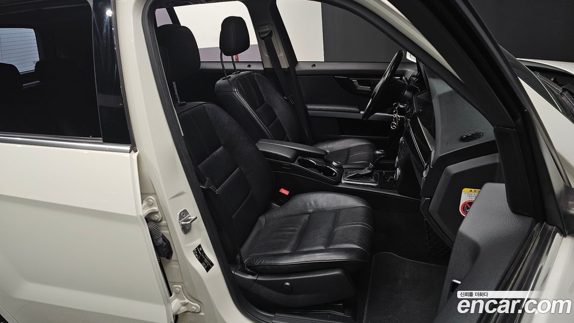 Mercedes-Benz GLK-Class 2012