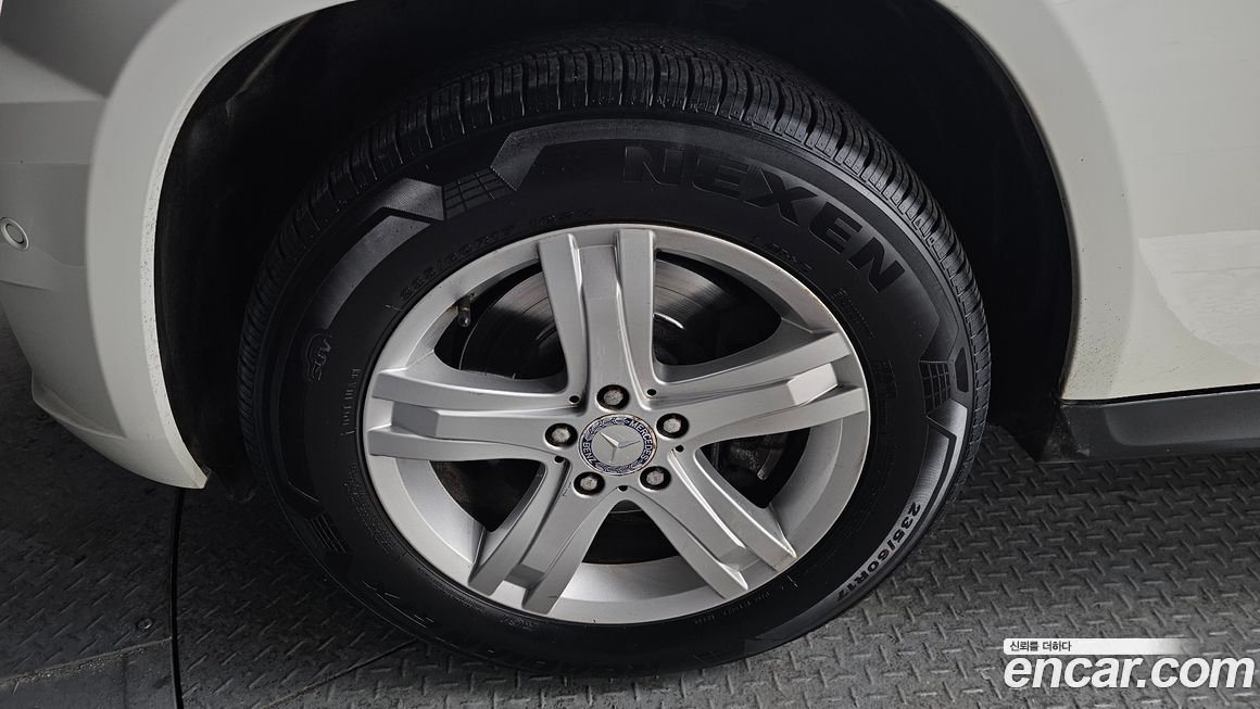 Mercedes-Benz GLK-Class 2012