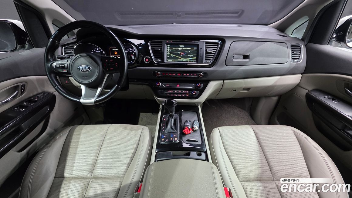 Kia Canival 2016