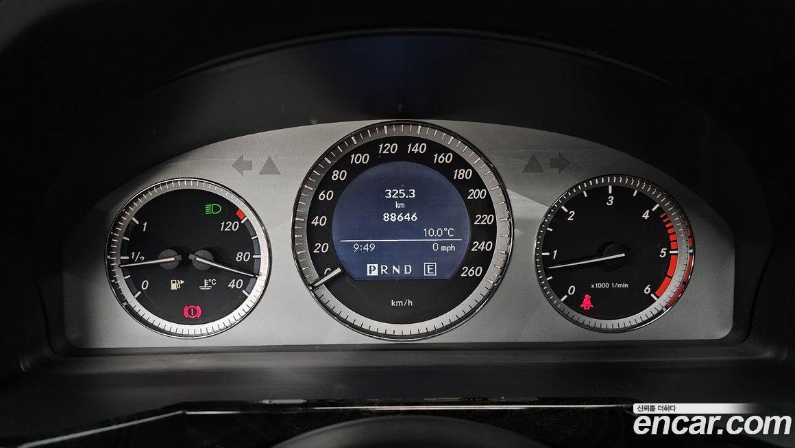 Mercedes-Benz GLK-Class 2012