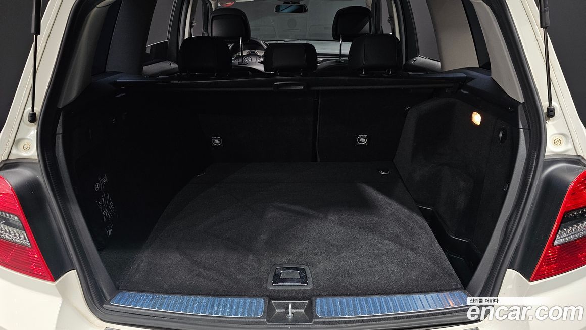 Mercedes-Benz GLK-Class 2012