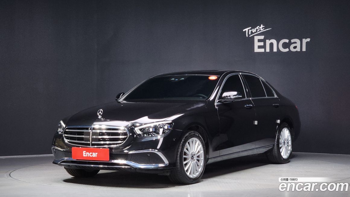 Mercedes-Benz E-Class 2023