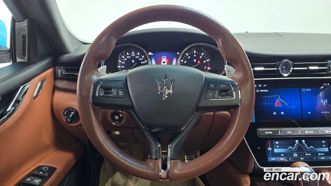 Maserati Quattroporte 2016