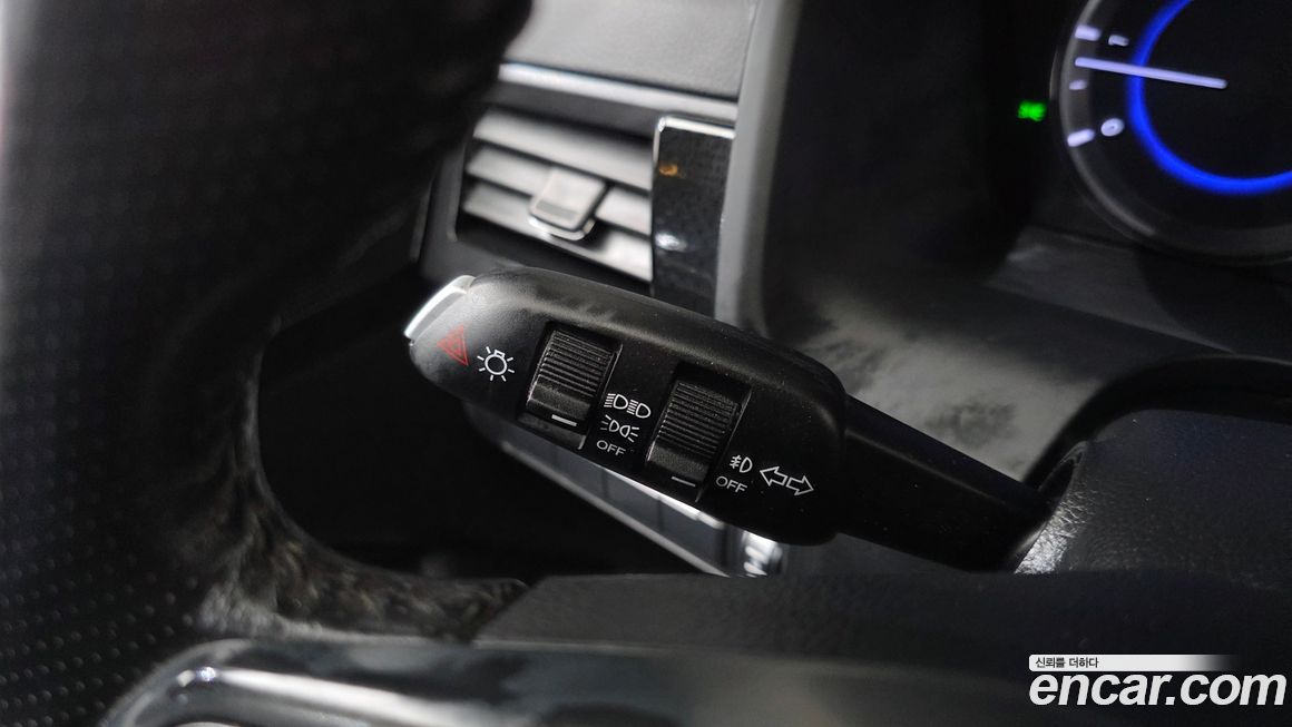 KG_Mobility_Ssangyong Rexton 2020