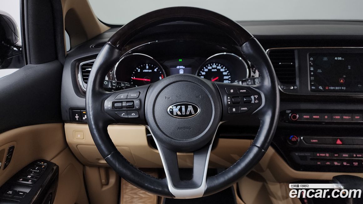 Kia Canival 2019