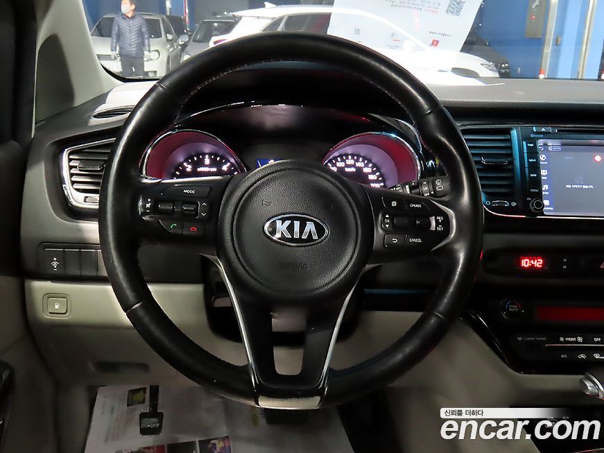 Kia Canival 2017